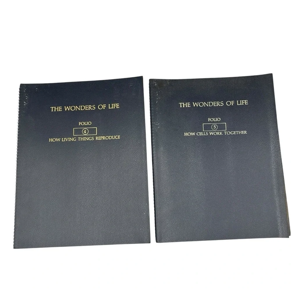 1964 VINTAGE THE WONDER OF LIFE FOLIO 12 BOOKS AND MEADE MICROSCOPE BOOK
